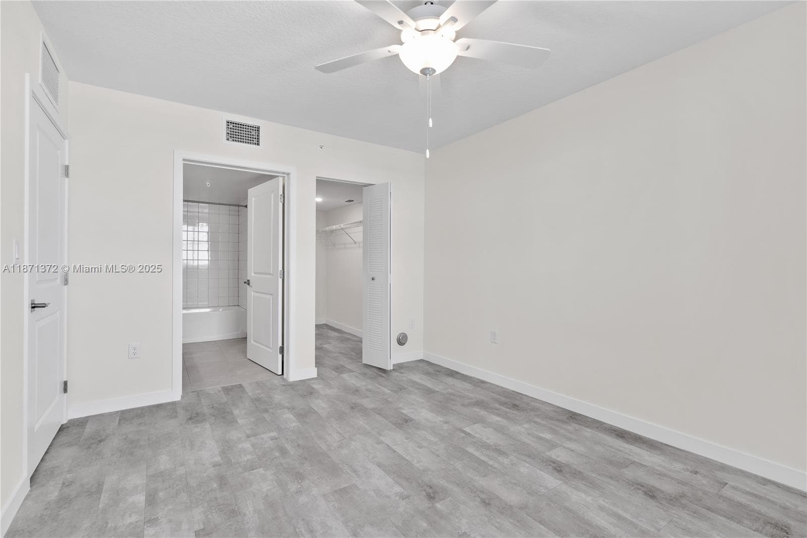 400 NW 112th Ave # 818, Sweetwater FL 33172 — 24