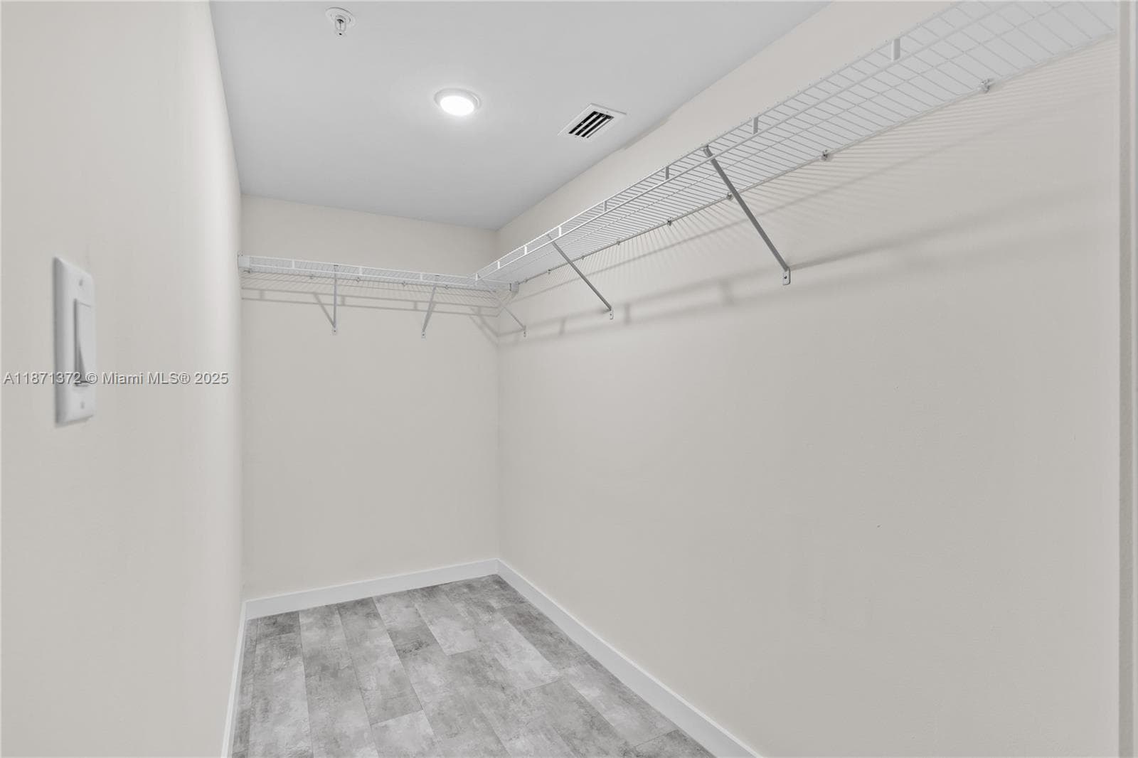 400 NW 112th Ave # 818, Sweetwater FL 33172 — 18