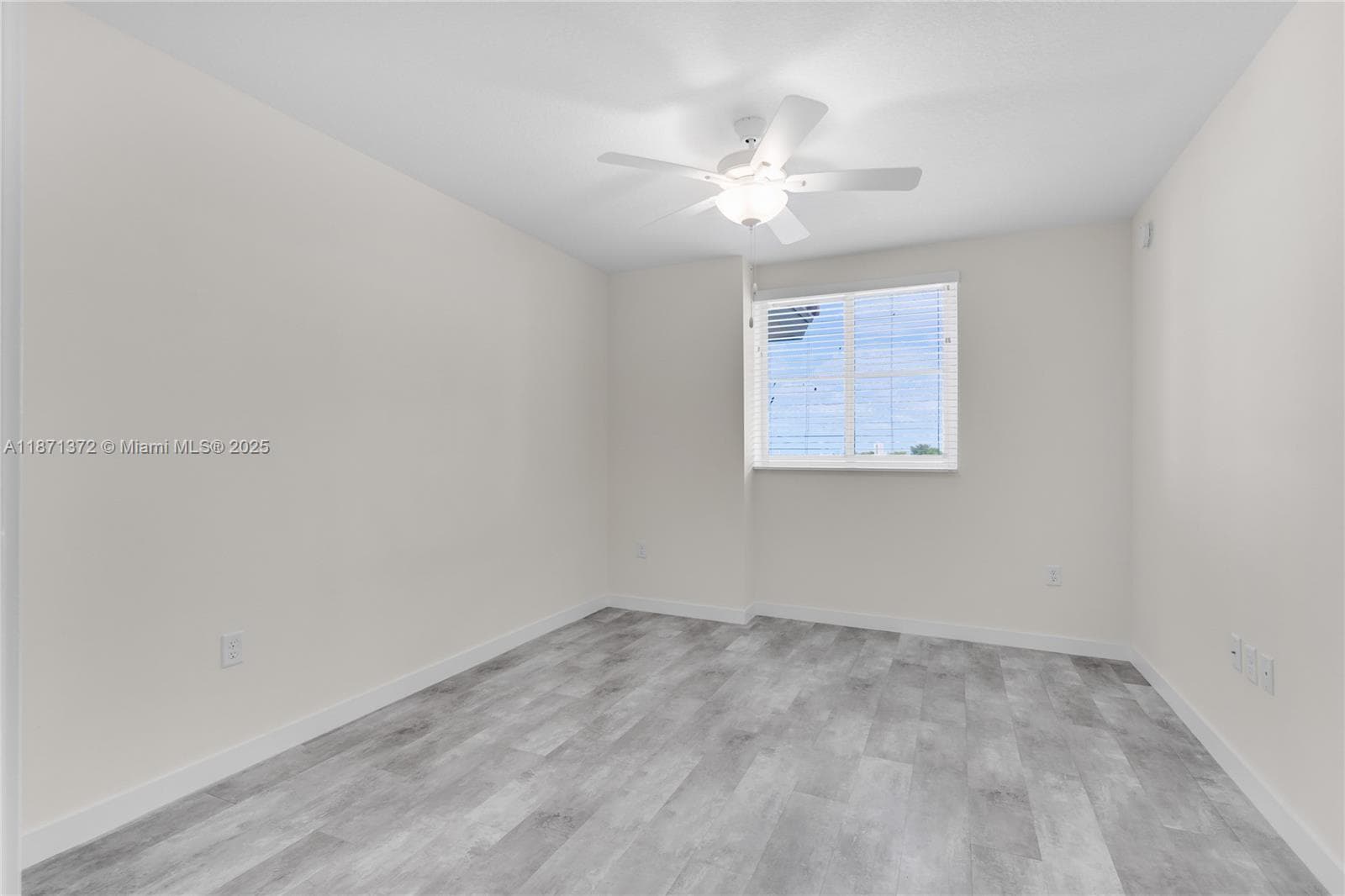 400 NW 112th Ave # 818, Sweetwater FL 33172 — 25