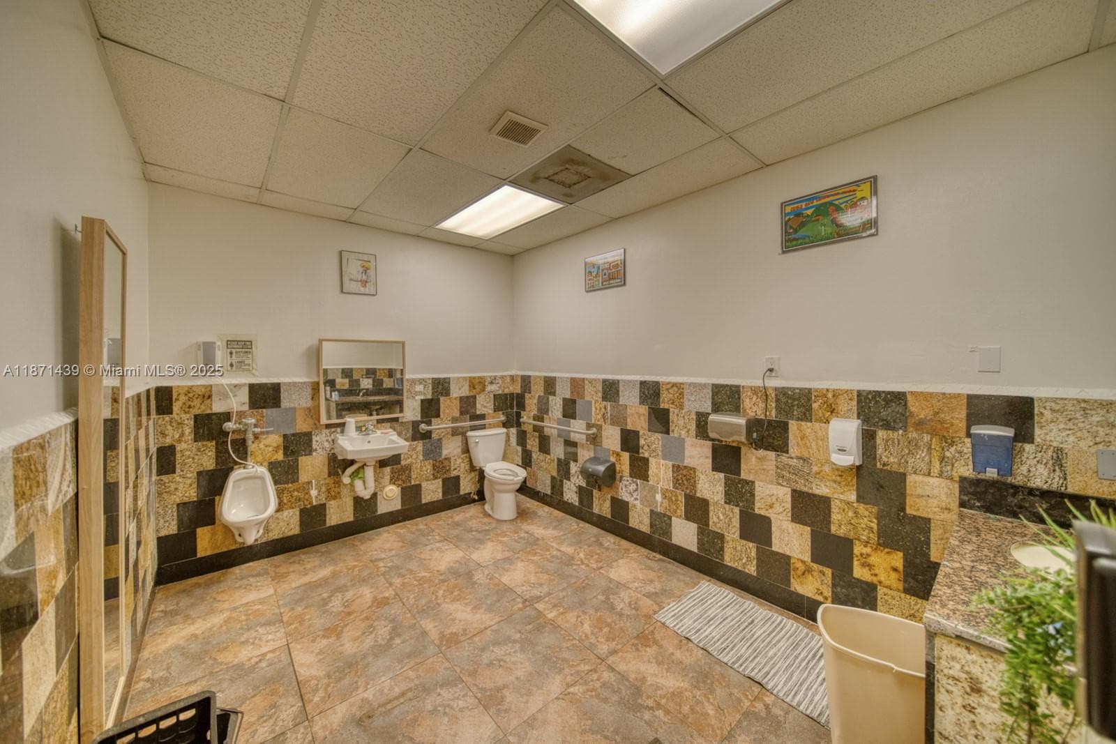 Turn-Key Restaurant For Sale High Traffic Hialeah Plaza, Hialeah FL 33010 — 29