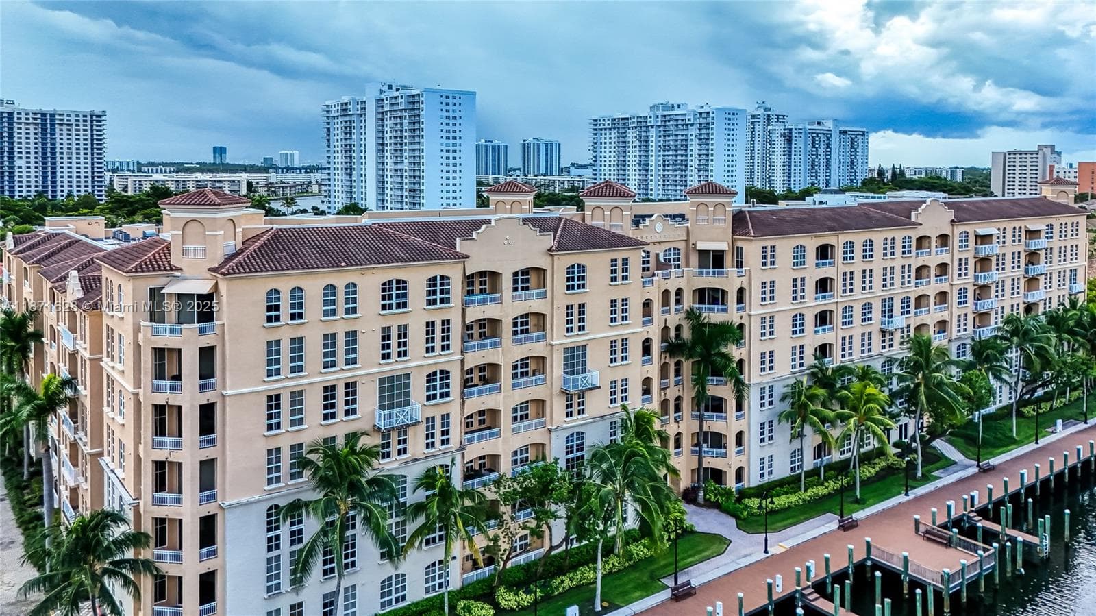 3001 NE 185th St # 135, Aventura FL 33180 — 57