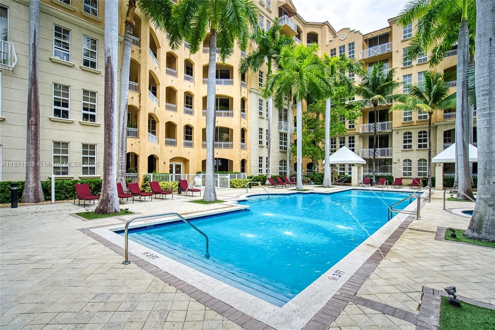 3001 NE 185th St # 135, Aventura FL 33180 — 37