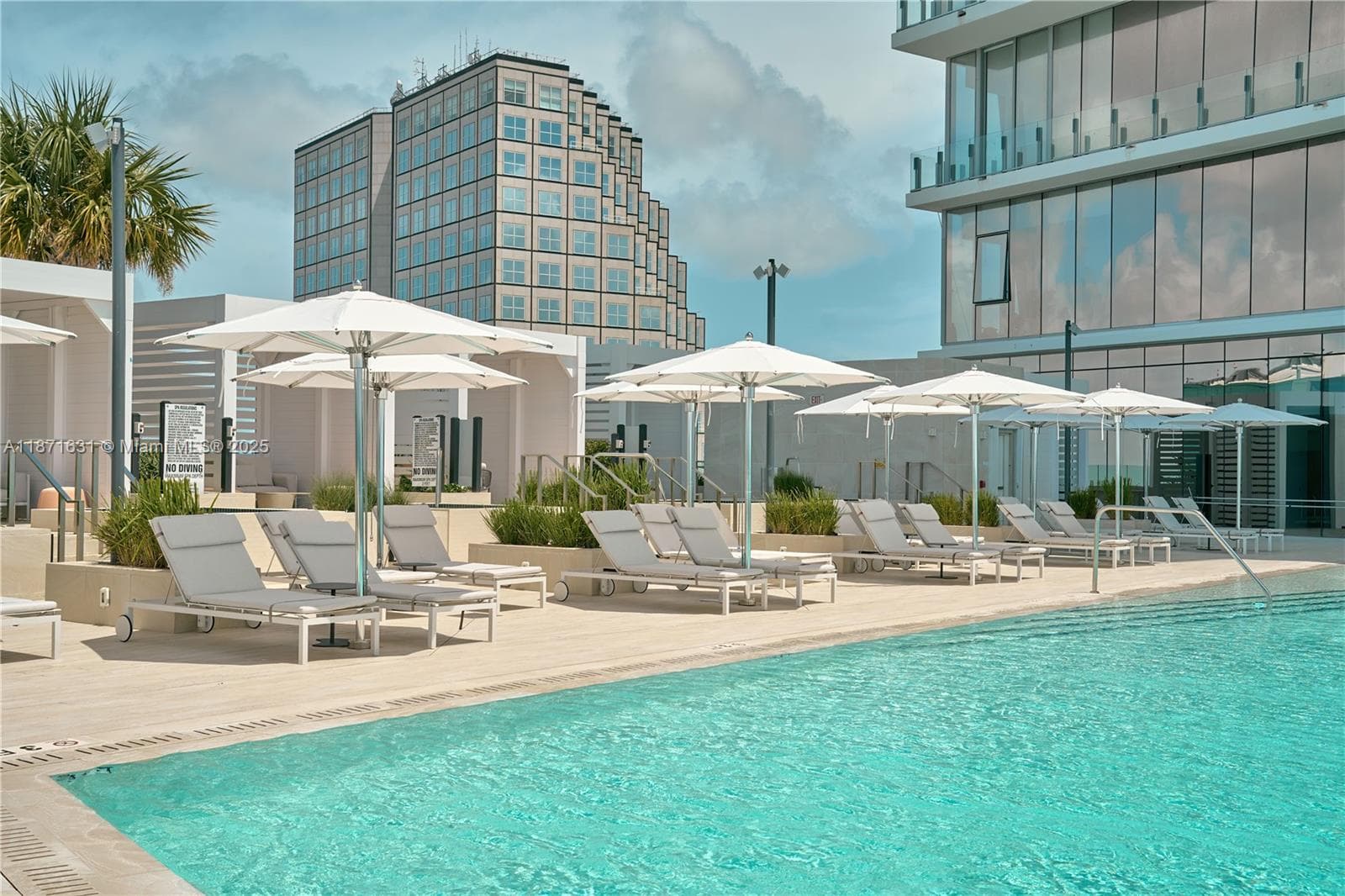 300 Biscayne Blvd Way # 506E, Miami FL 33131 — 18