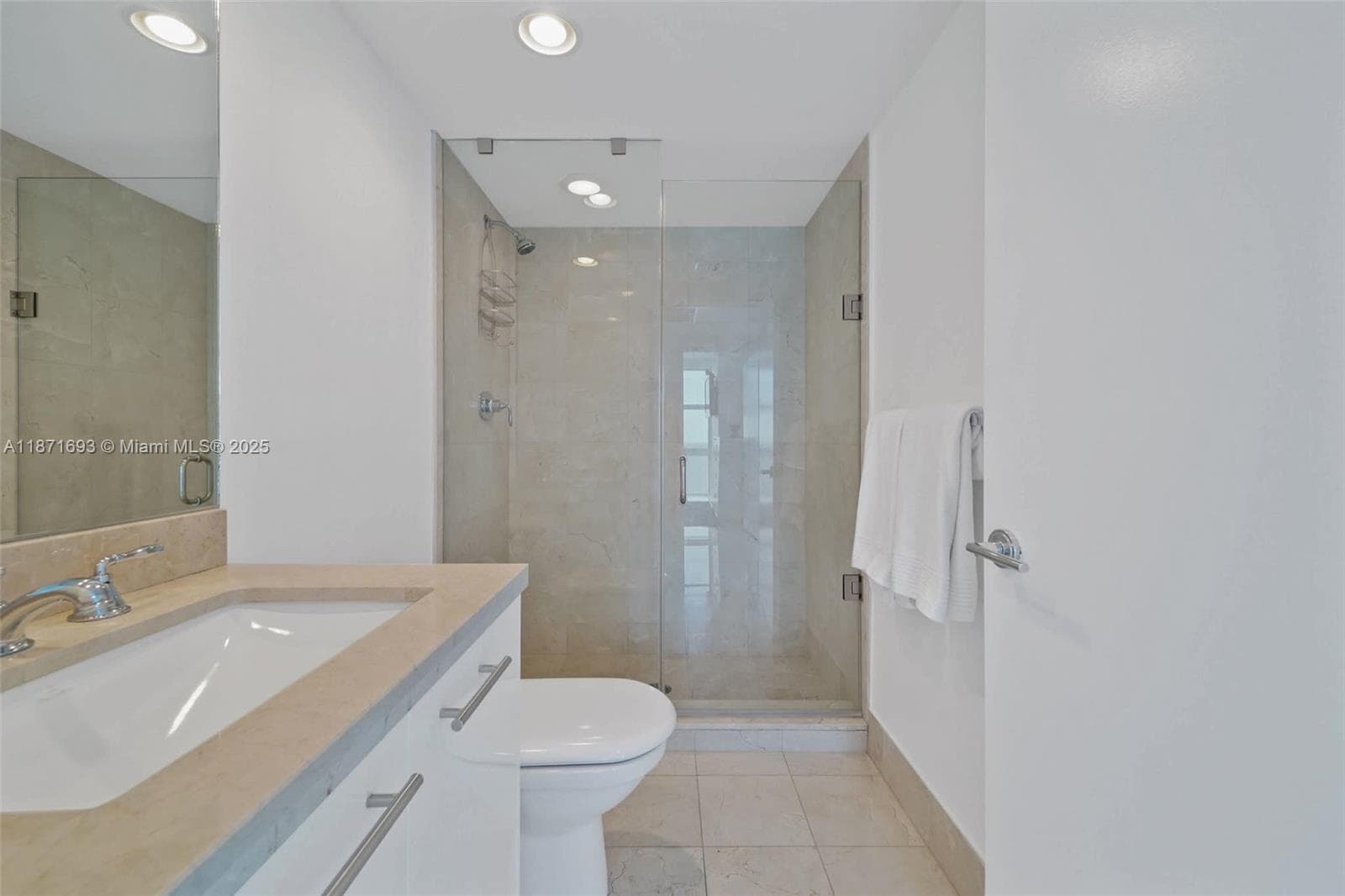 6801 Collins Ave, Miami Beach FL 33141 — 22
