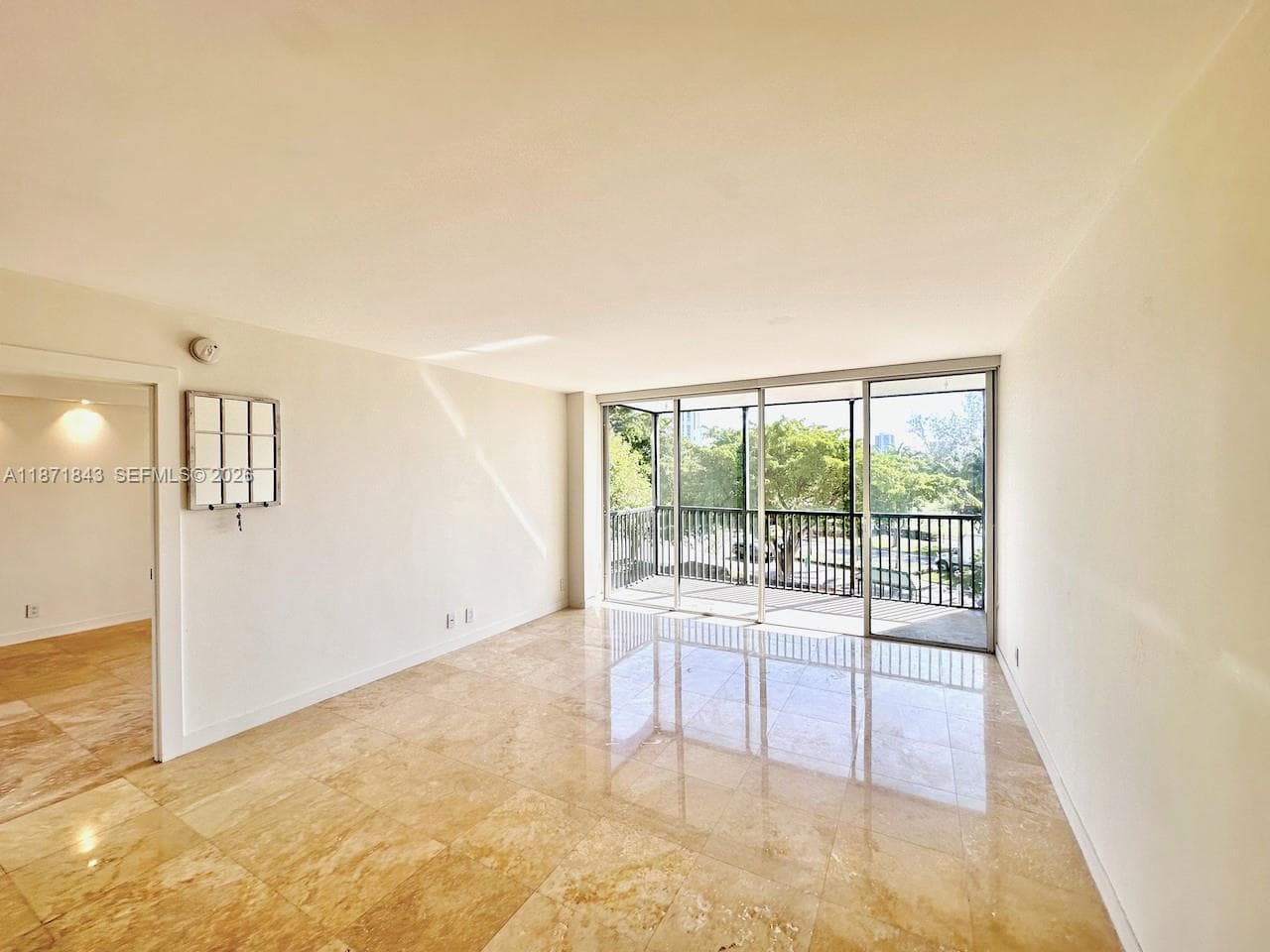 3301 N Country Club Dr # 410, Aventura FL 33180 — 12