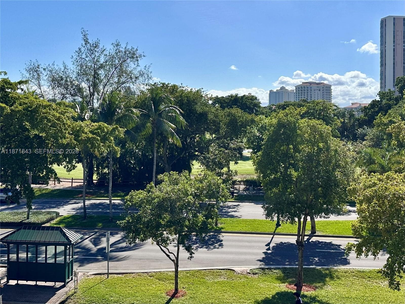 3301 N Country Club Dr # 410, Aventura FL 33180 — 14