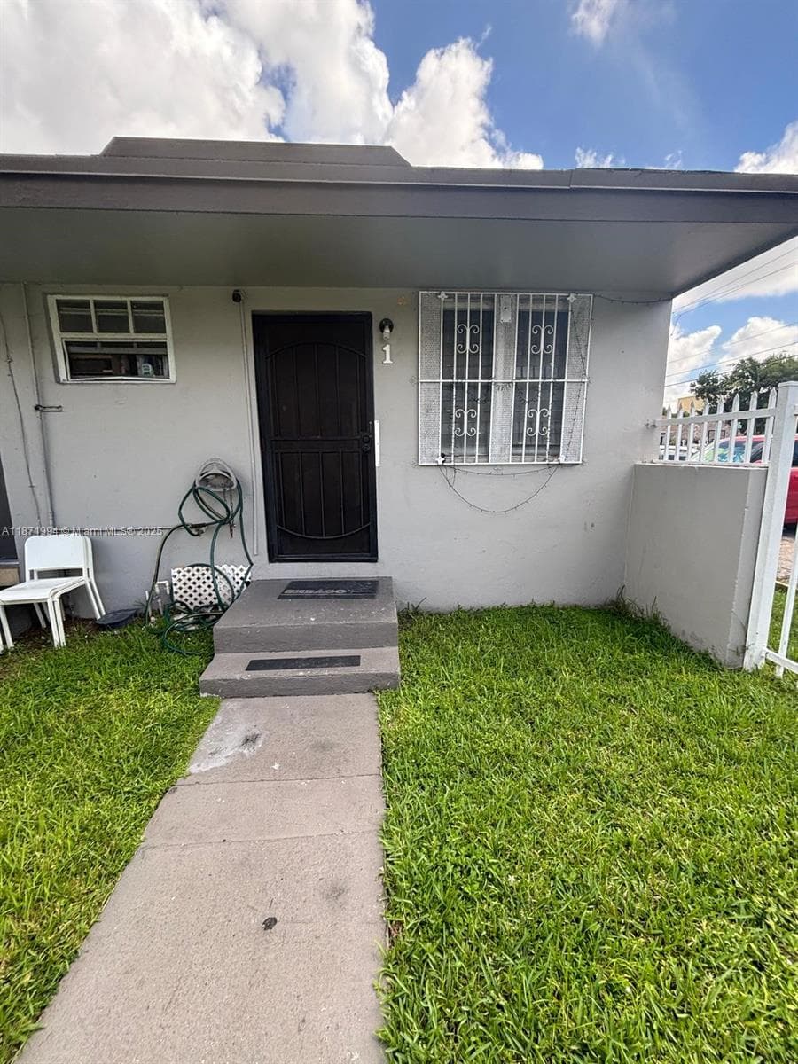 5100 NW 23rd Ave # 1, Miami FL 33142 — 8