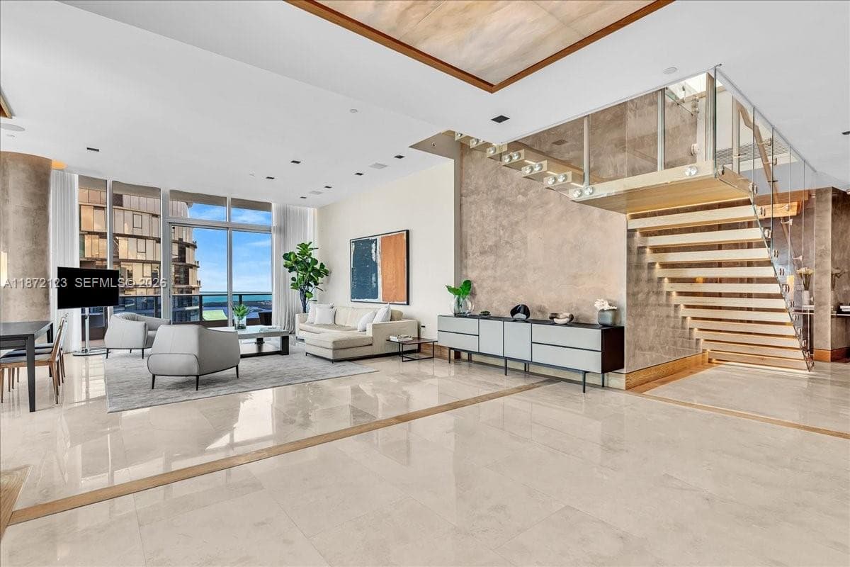 200 Biscayne Boulevard Way # 5401, Miami FL 33131 — 13