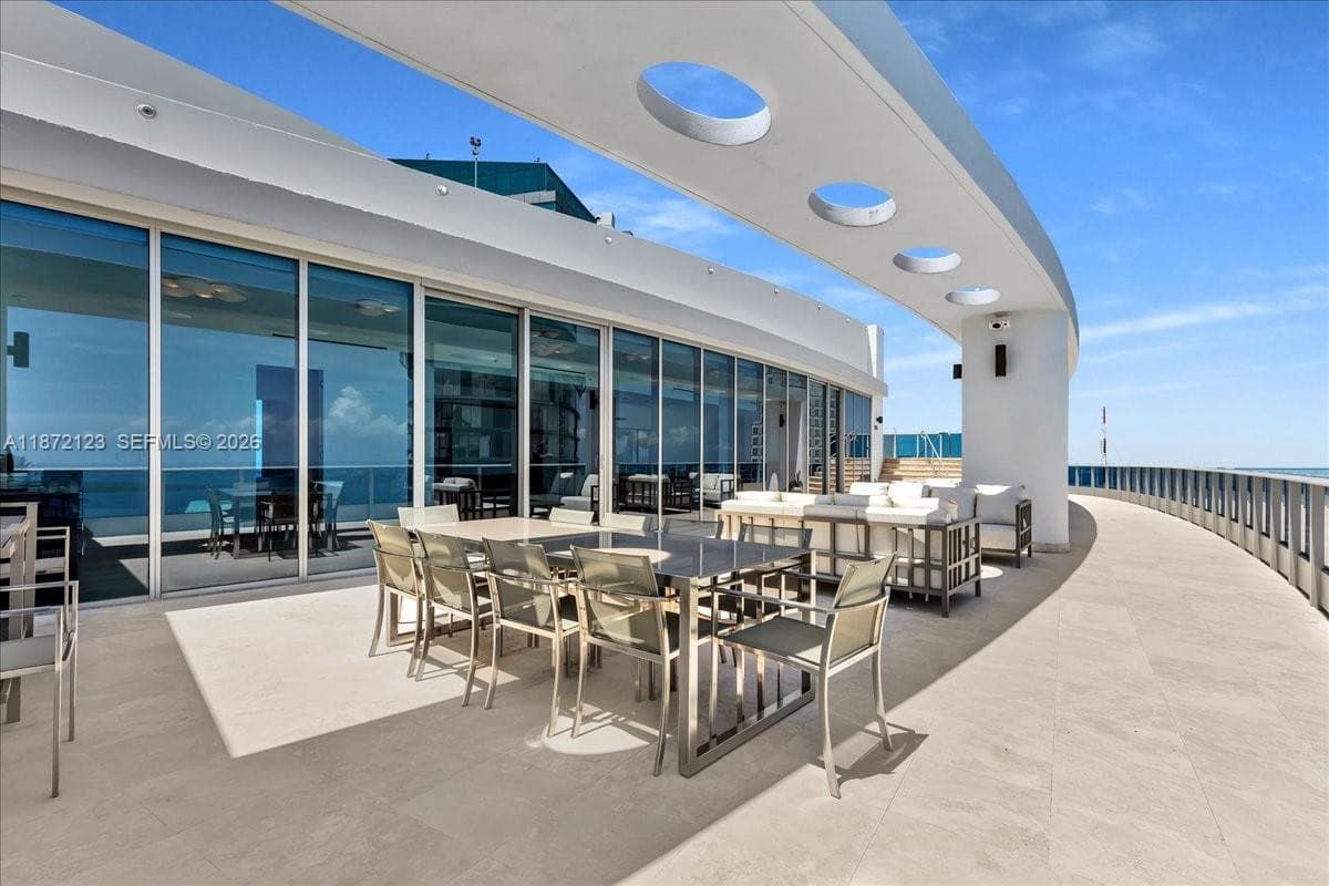 200 Biscayne Boulevard Way # 5401, Miami FL 33131 — 41