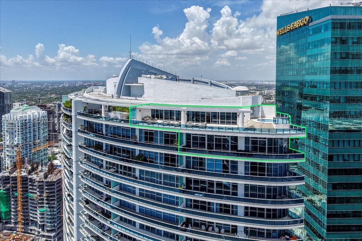 200 Biscayne Boulevard Way # 5401, Miami FL 33131 — 48