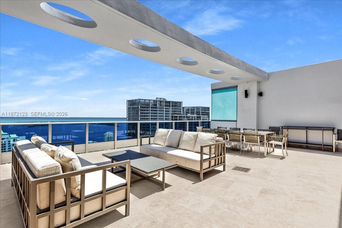 200 Biscayne Boulevard Way # 5401, Miami FL 33131 — 40