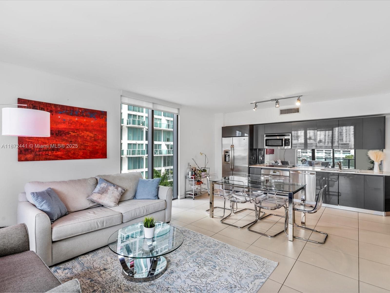 31 SE 6th St # 802, Miami FL 33131 — 12