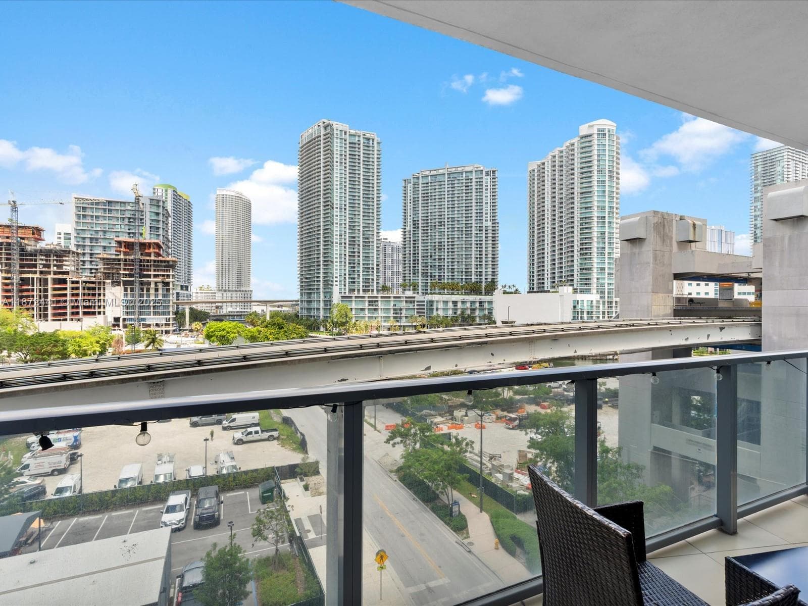 31 SE 6th St # 802, Miami FL 33131 — 28