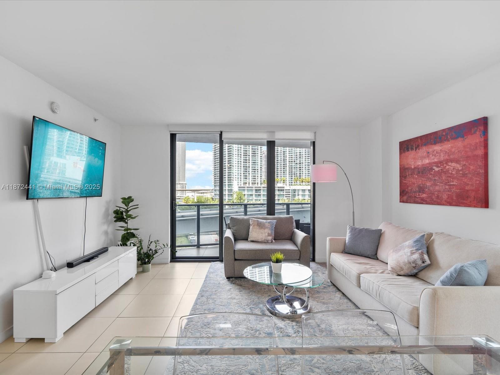 31 SE 6th St # 802, Miami FL 33131 — 10