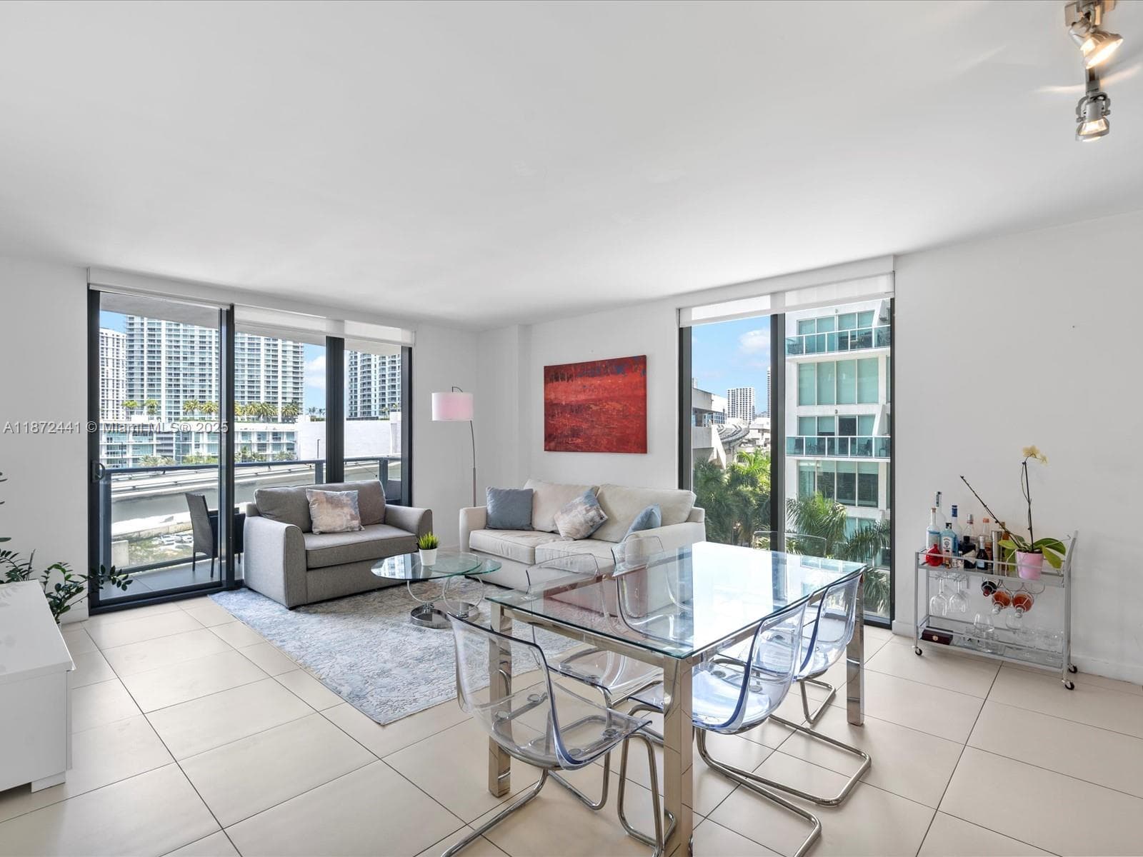 31 SE 6th St # 802, Miami FL 33131 — 4