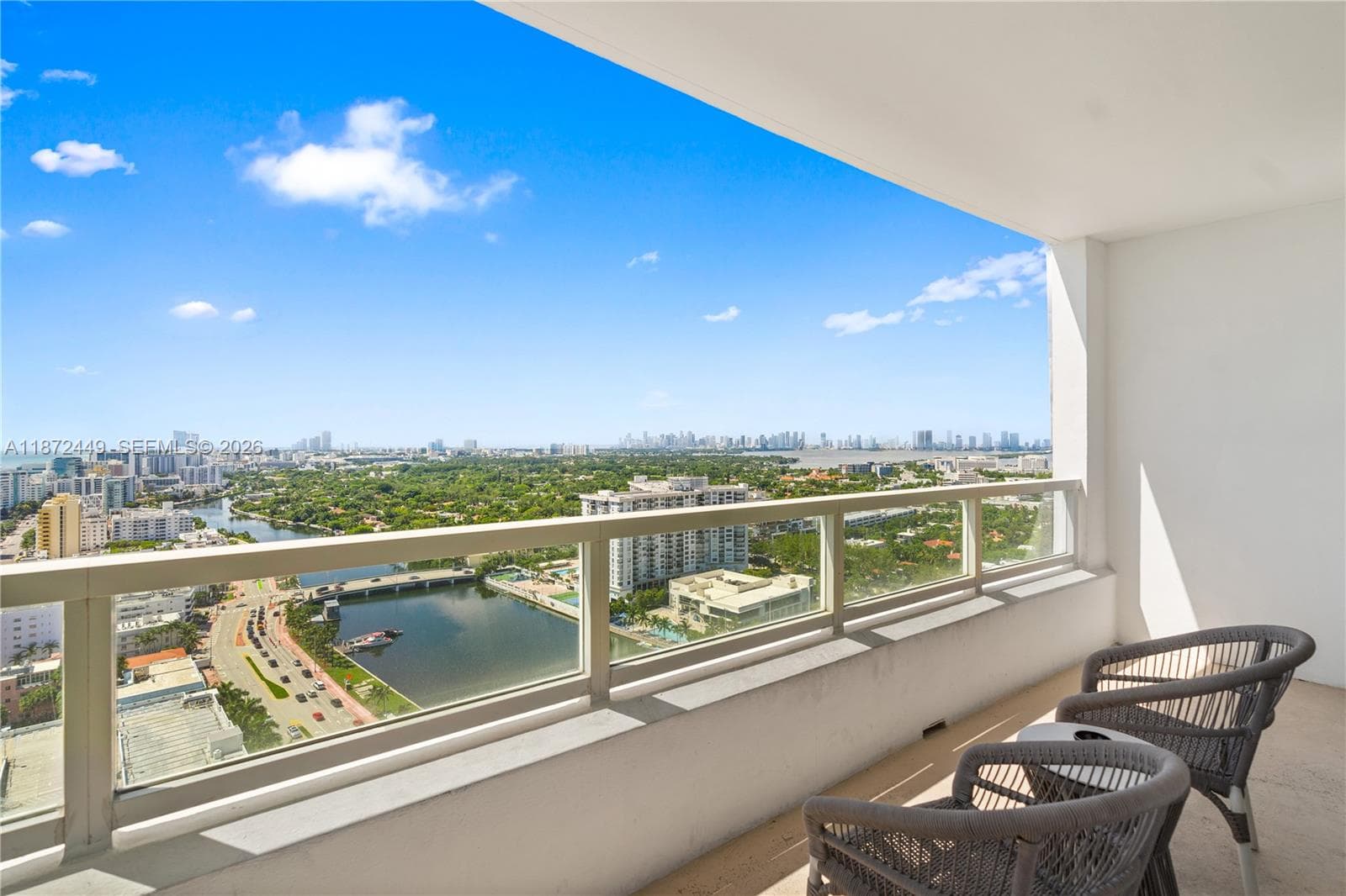4401 Collins Ave # 2712, Miami Beach FL 33140 — 5