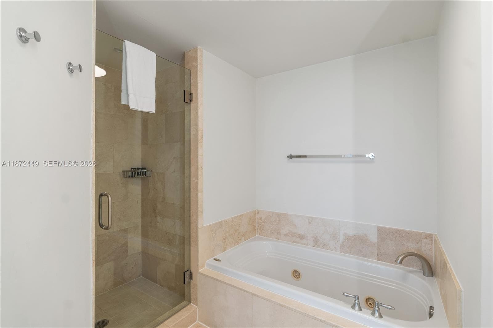 4401 Collins Ave # 2712, Miami Beach FL 33140 — 31