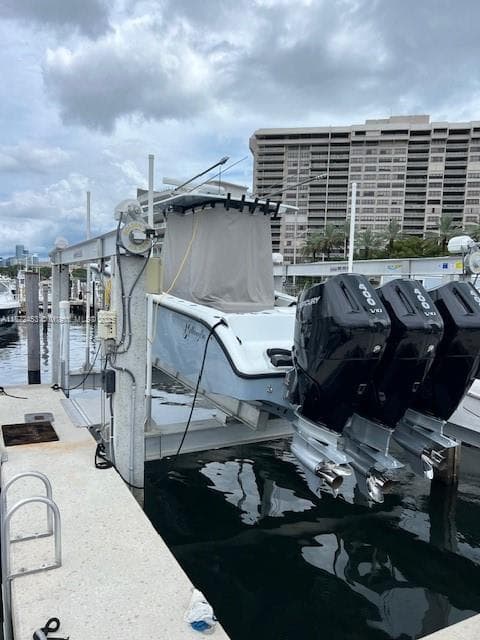 4 Grove Isle Drive Slip C-13, Coconut Grove FL 33133 — 10