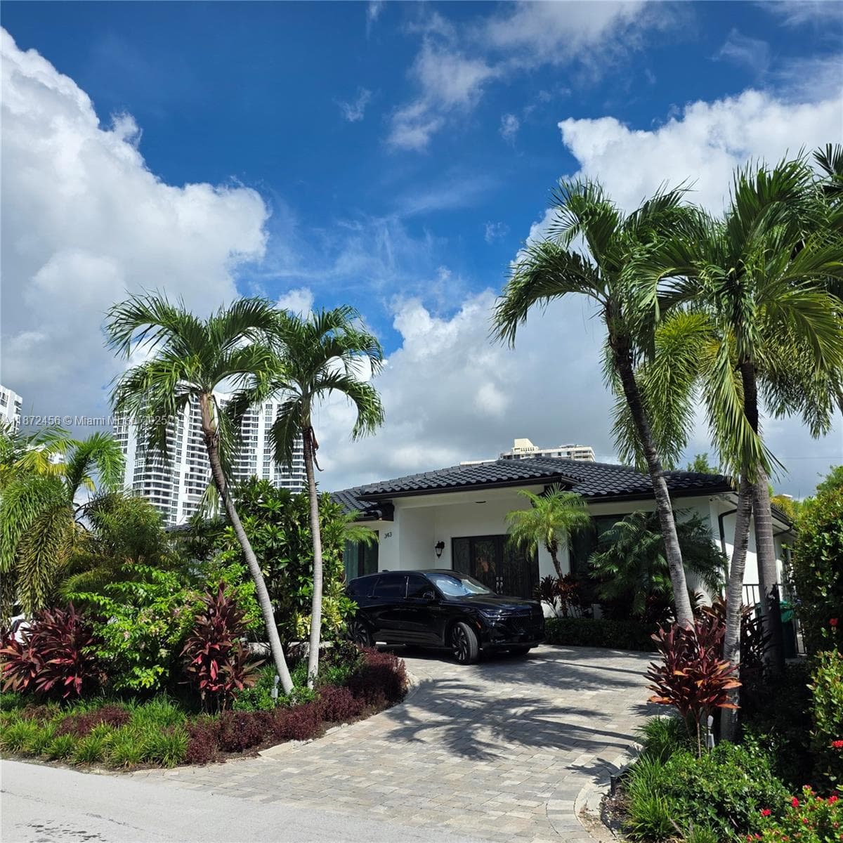 343 190th St, Sunny Isles Beach FL 33160 — 2