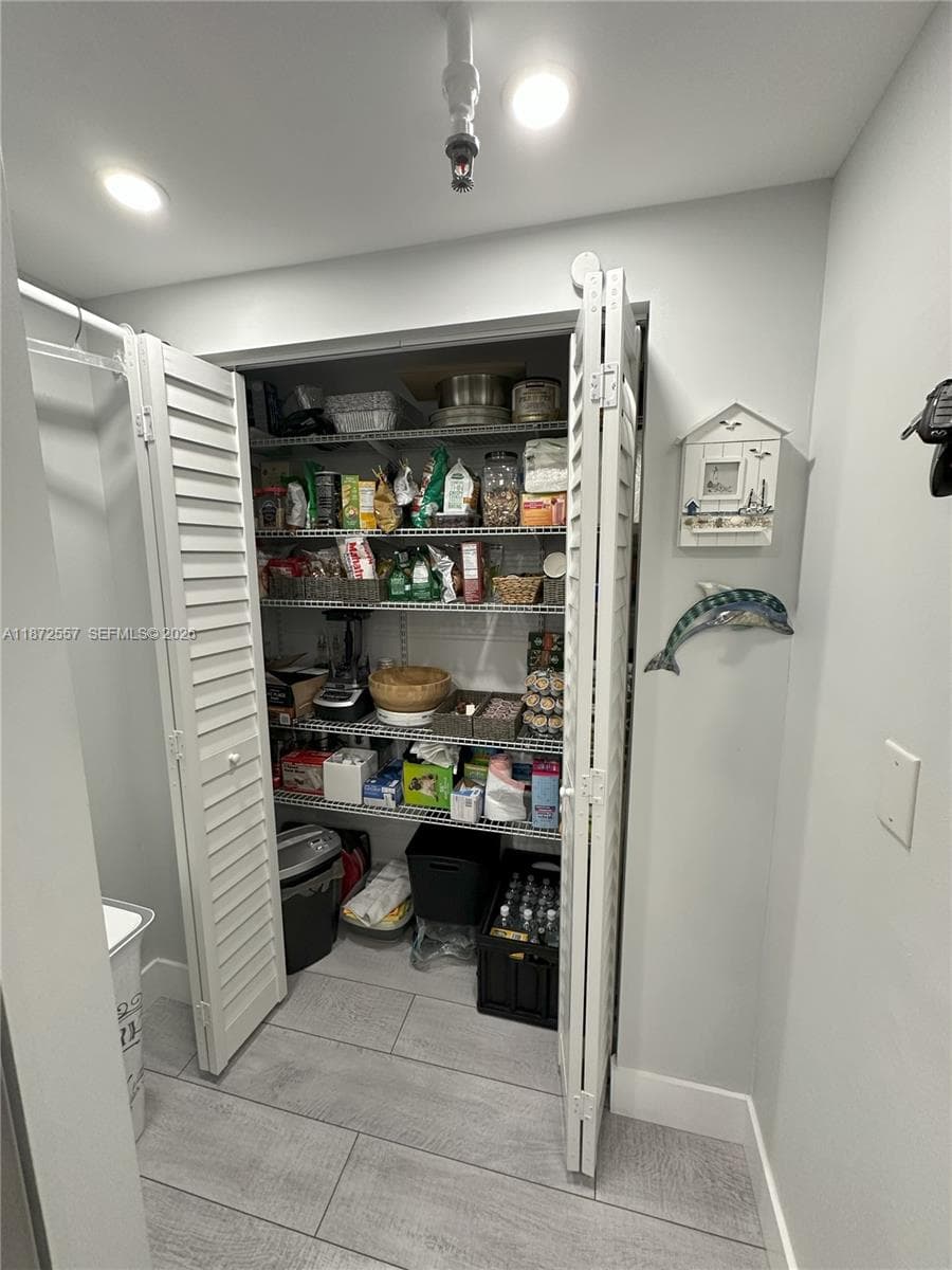 3200 Collins Ave # 3, Miami Beach FL 33140 — 12