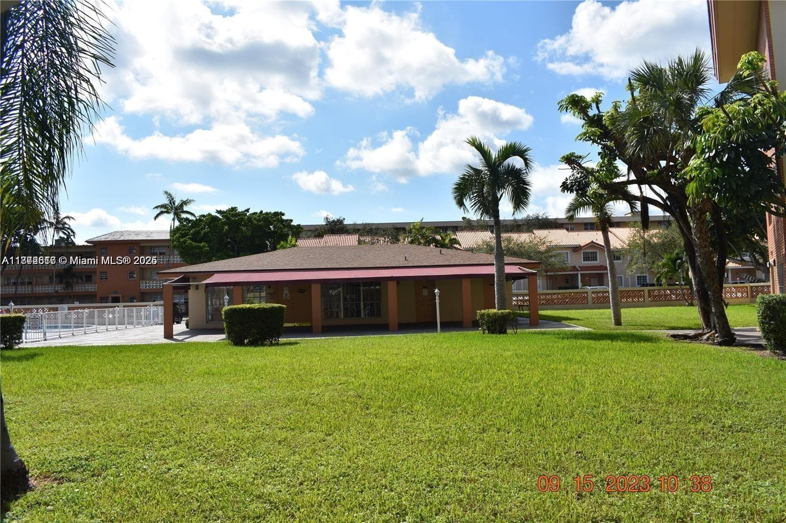 11855 NE 19th Dr # 10, North Miami FL 33181 — 9