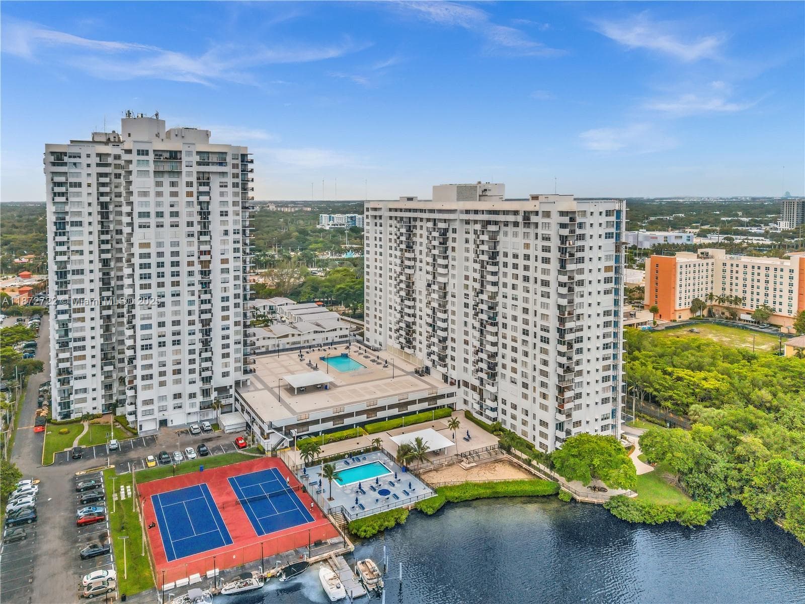 2780 NE 183rd St # 302, Aventura FL 33160 — 46