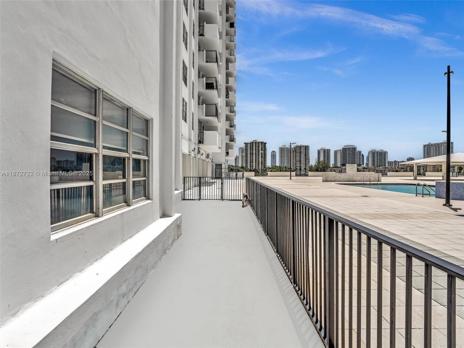 2780 NE 183rd St # 302, Aventura FL 33160 — 16