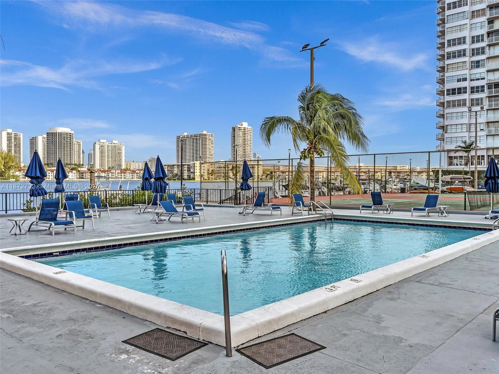 2780 NE 183rd St # 302, Aventura FL 33160 — 20