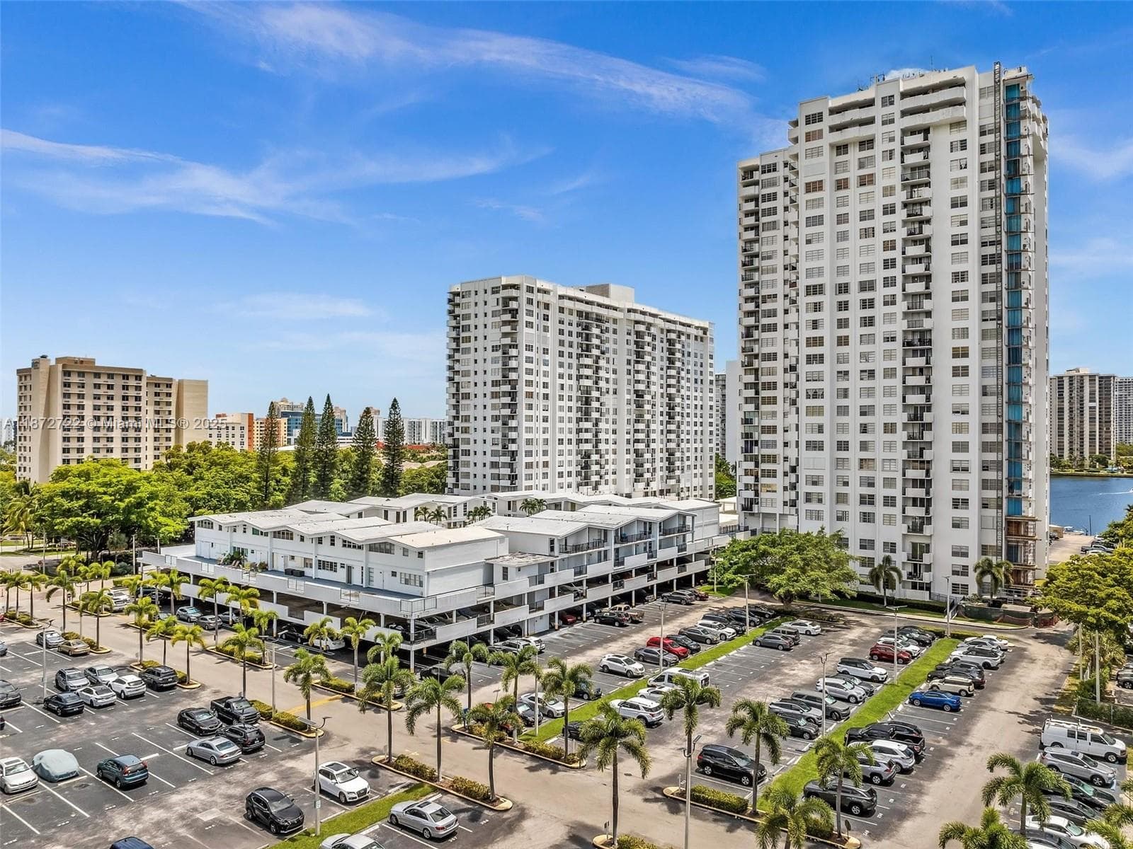 2780 NE 183rd St # 302, Aventura FL 33160 — 34