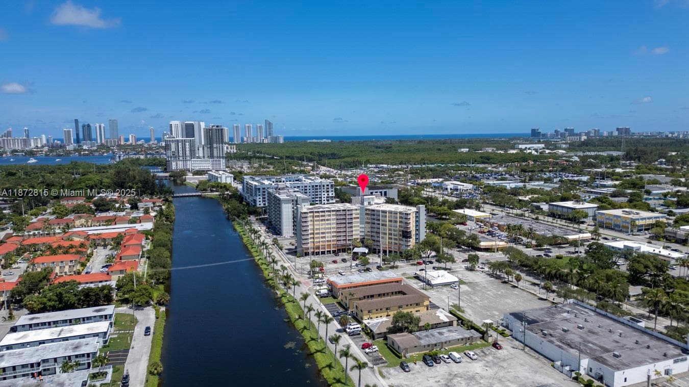2025 NE 164th St # 510, North Miami Beach FL 33162 — 18