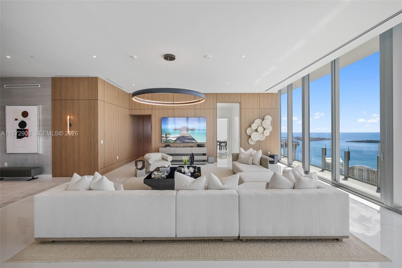 300 Biscayne Blvd Way, Miami FL 33131 — 16