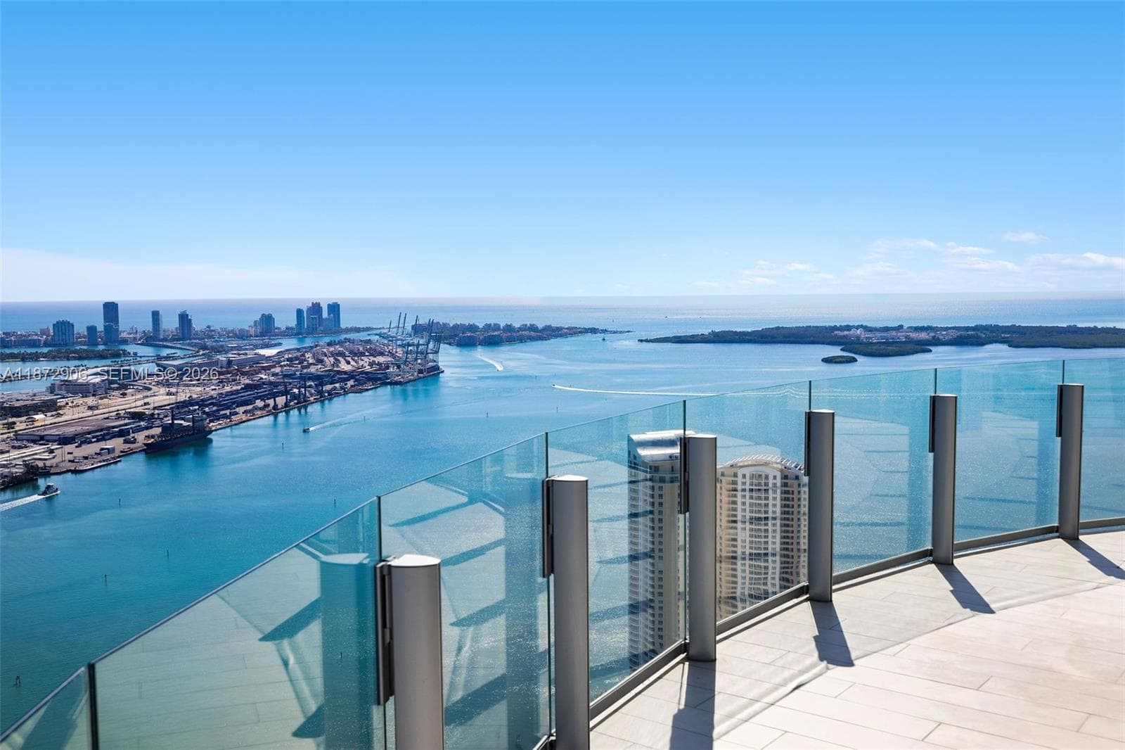 300 Biscayne Blvd Way, Miami FL 33131 — 32