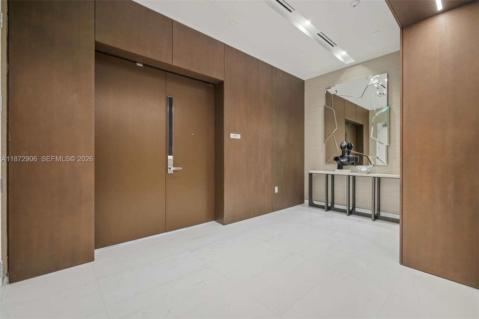 300 Biscayne Blvd Way, Miami FL 33131 — 9