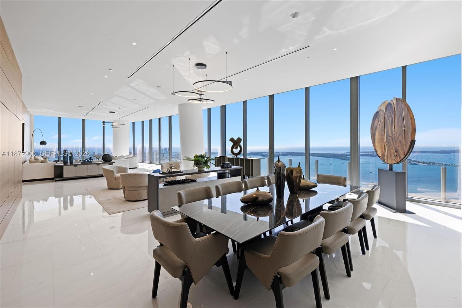 300 Biscayne Blvd Way, Miami FL 33131 — 24