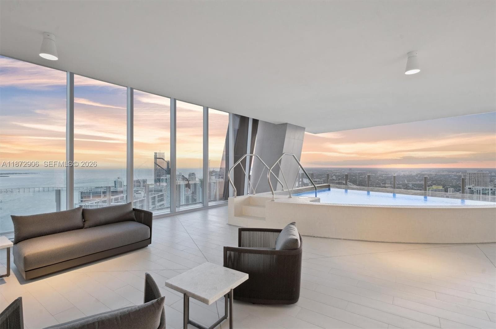 300 Biscayne Blvd Way, Miami FL 33131 — 79