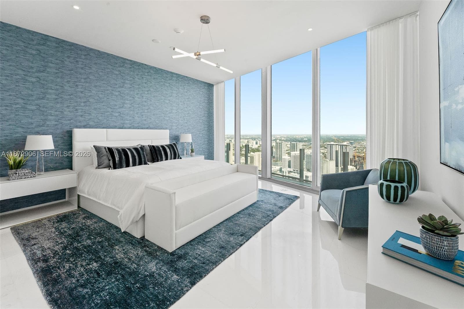 300 Biscayne Blvd Way, Miami FL 33131 — 55