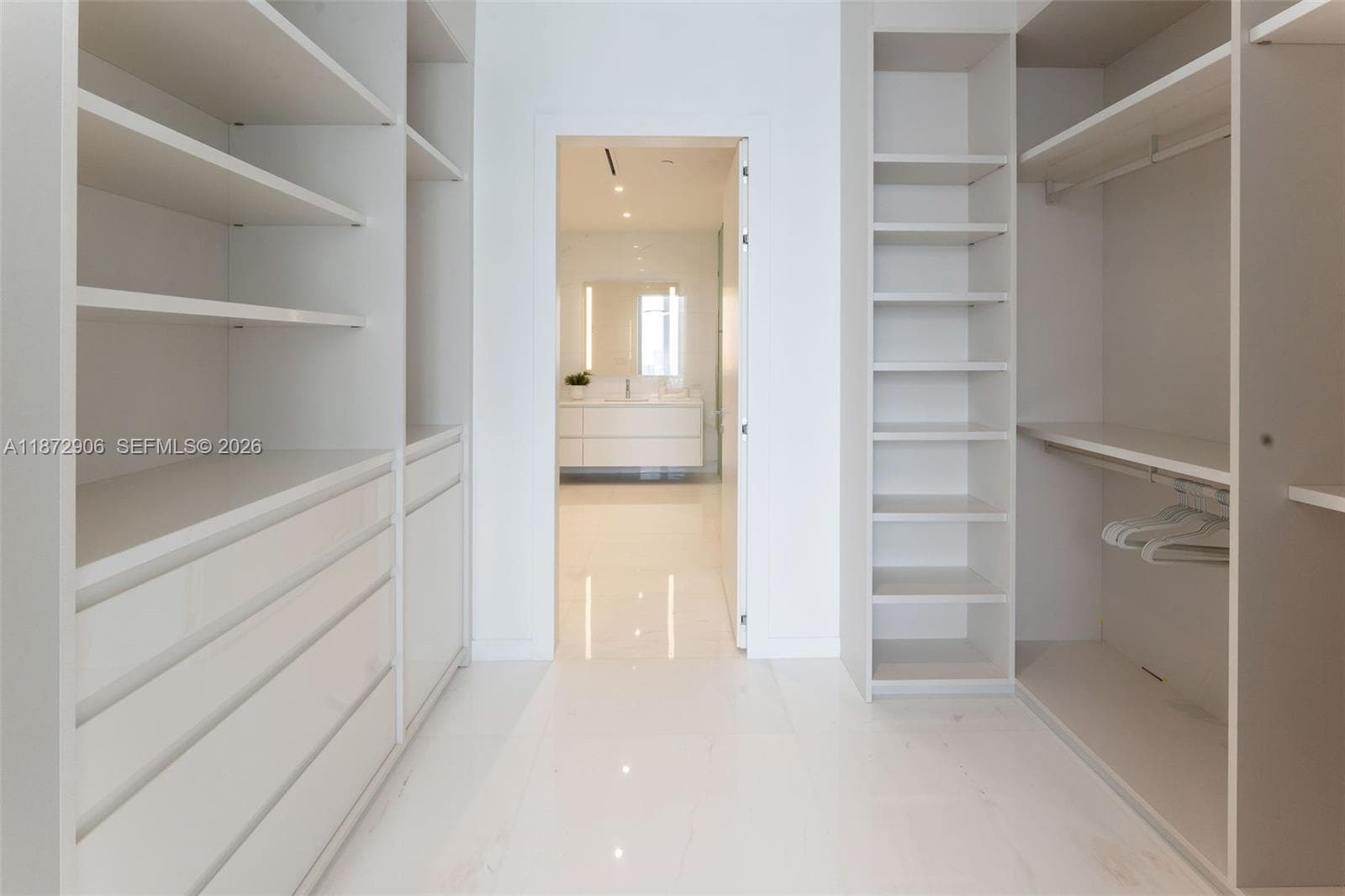 300 Biscayne Blvd Way, Miami FL 33131 — 50