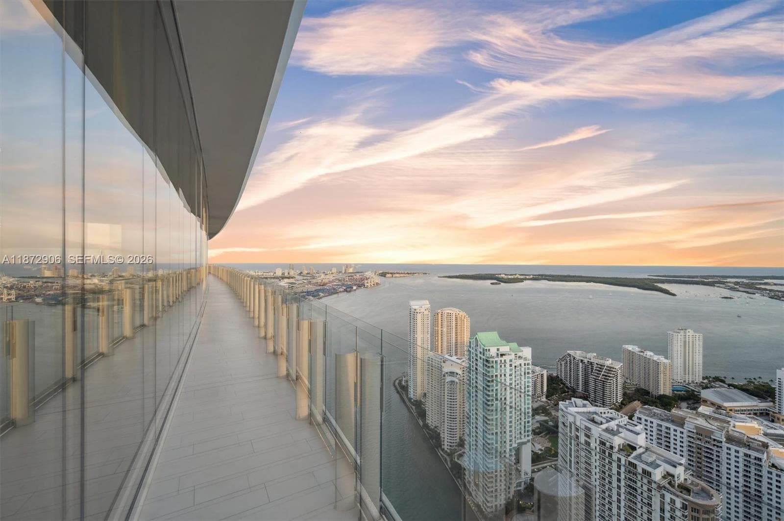 300 Biscayne Blvd Way, Miami FL 33131 — 83