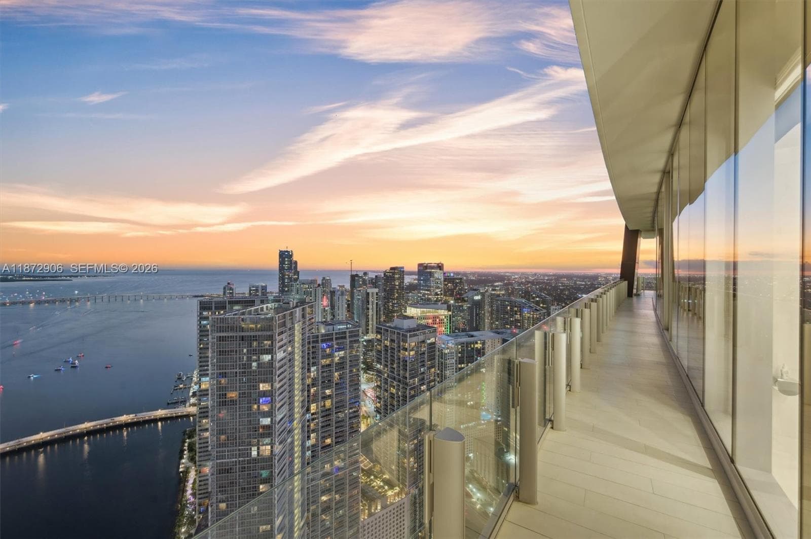 300 Biscayne Blvd Way, Miami FL 33131 — 97