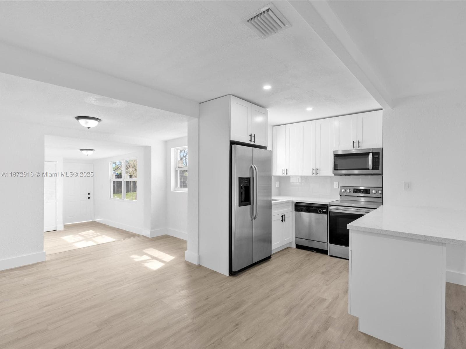 5365 SW 97th Ct, Miami FL 33165 — 12