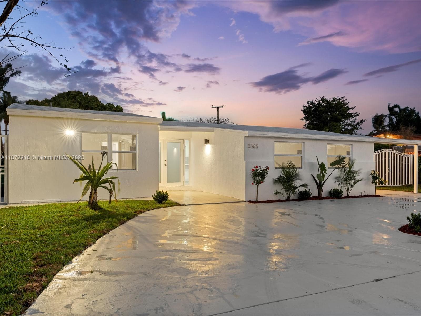 5365 SW 97th Ct, Miami FL 33165 — 10