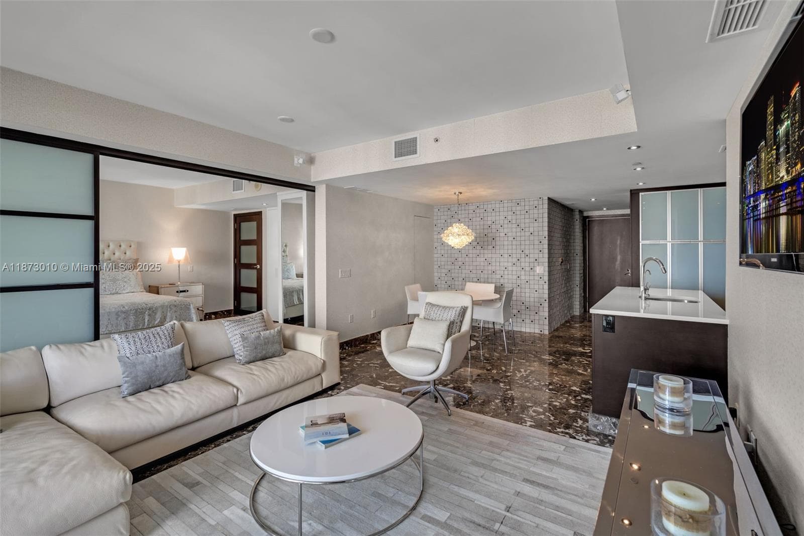 5875 Collins Ave # 1503, Miami Beach FL 33140 — 9