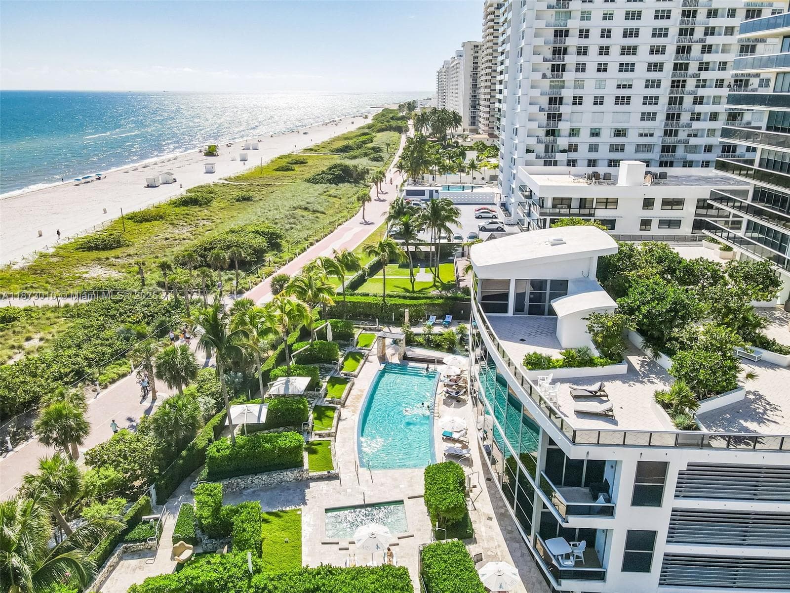 5875 Collins Ave # 1503, Miami Beach FL 33140 — 30