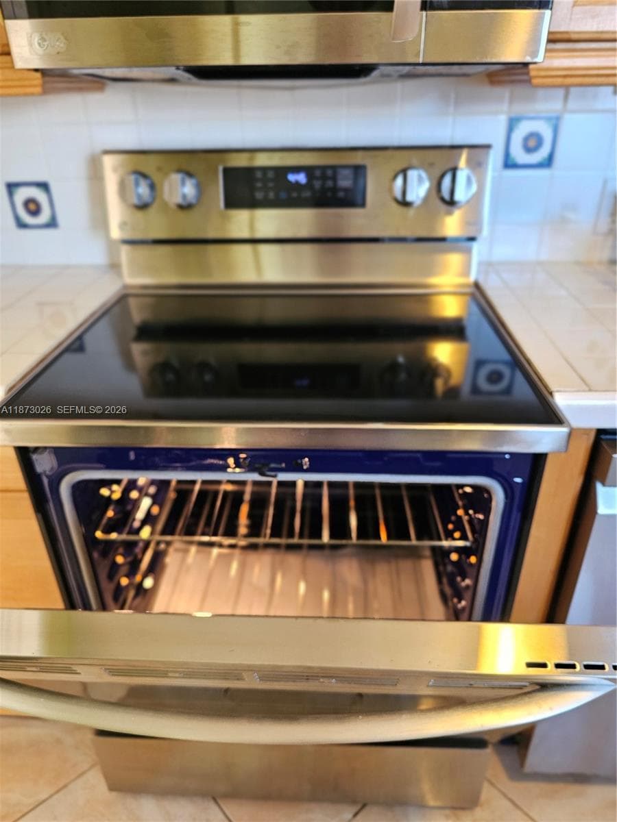 20400 W Country Club Dr # 711, Aventura FL 33180 — 17