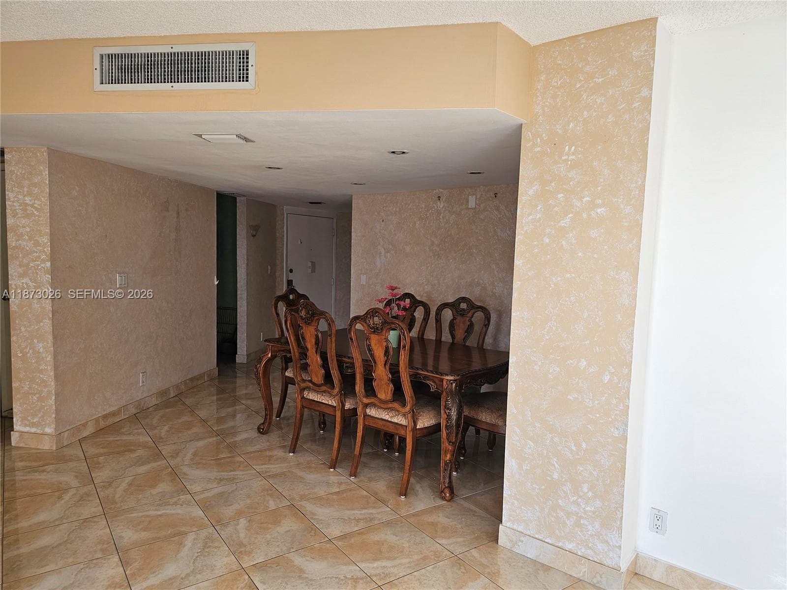 20400 W Country Club Dr # 711, Aventura FL 33180 — 8