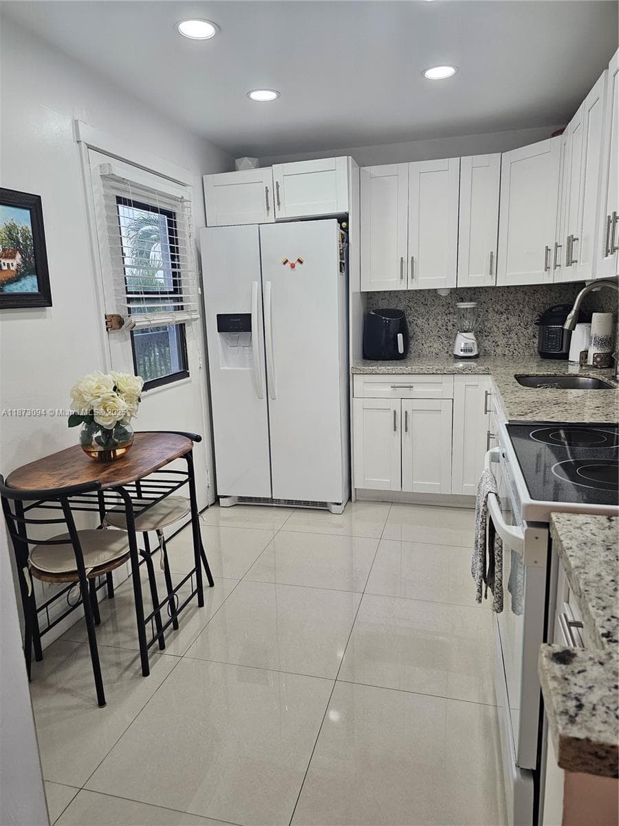 20400 W Country Club Dr # 315, Aventura FL 33180 — 17