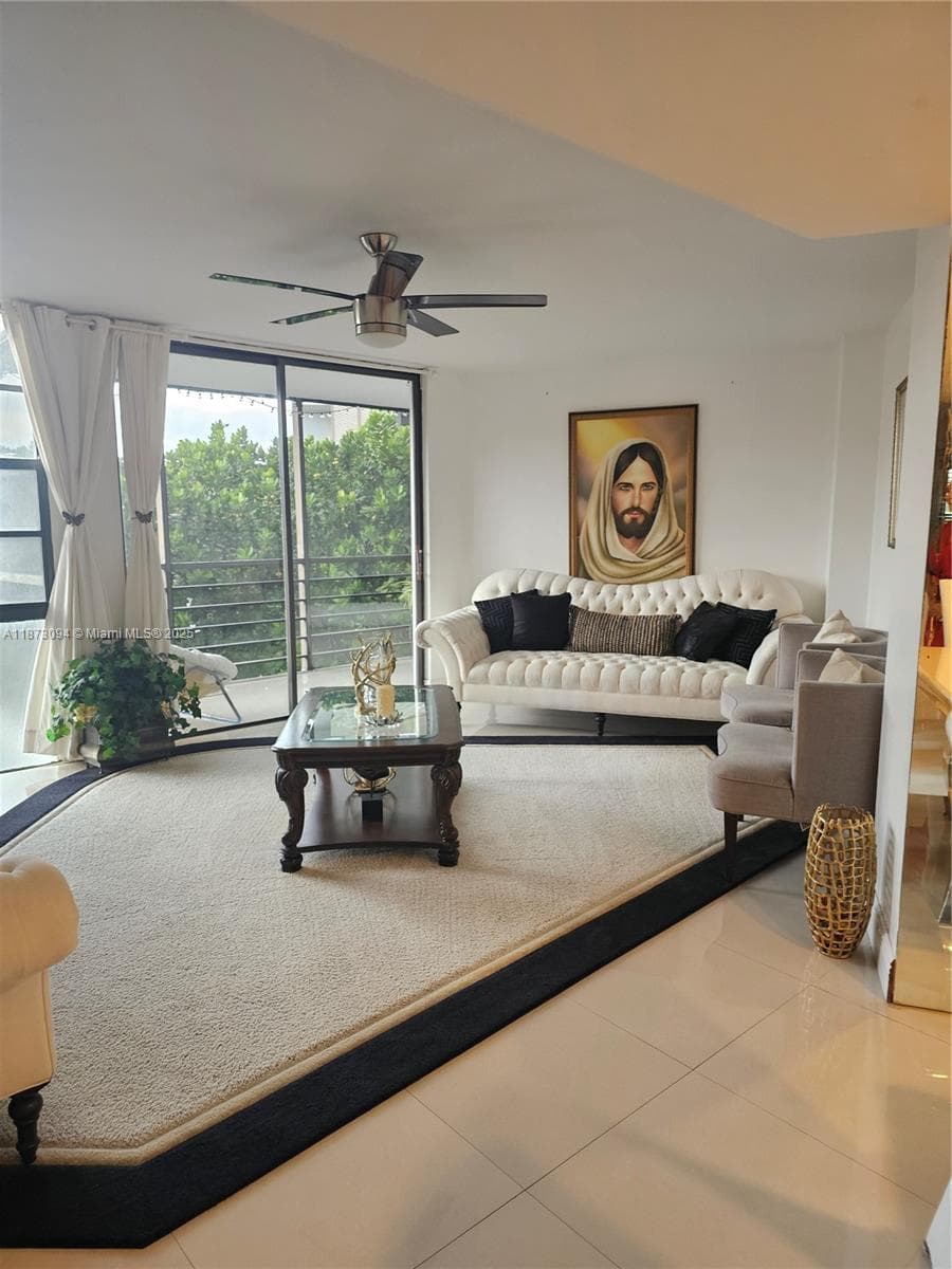 20400 W Country Club Dr # 315, Aventura FL 33180 — 22