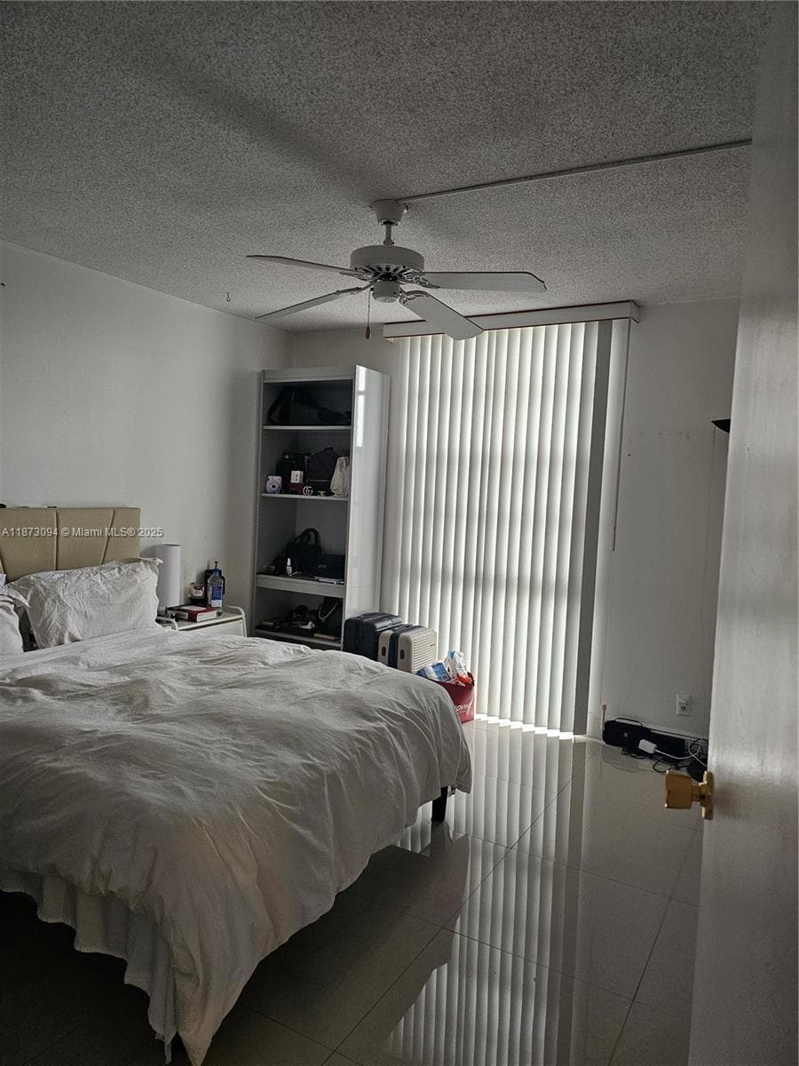 20400 W Country Club Dr # 315, Aventura FL 33180 — 21