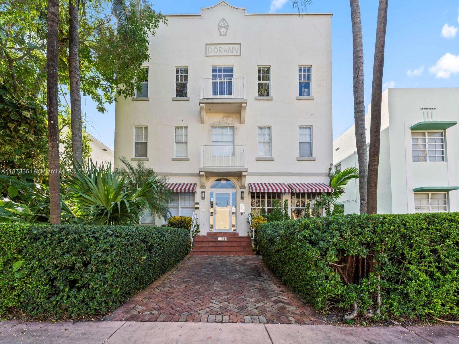 1244 Pennsylvania Ave # 302, Miami Beach FL 33139 — 1