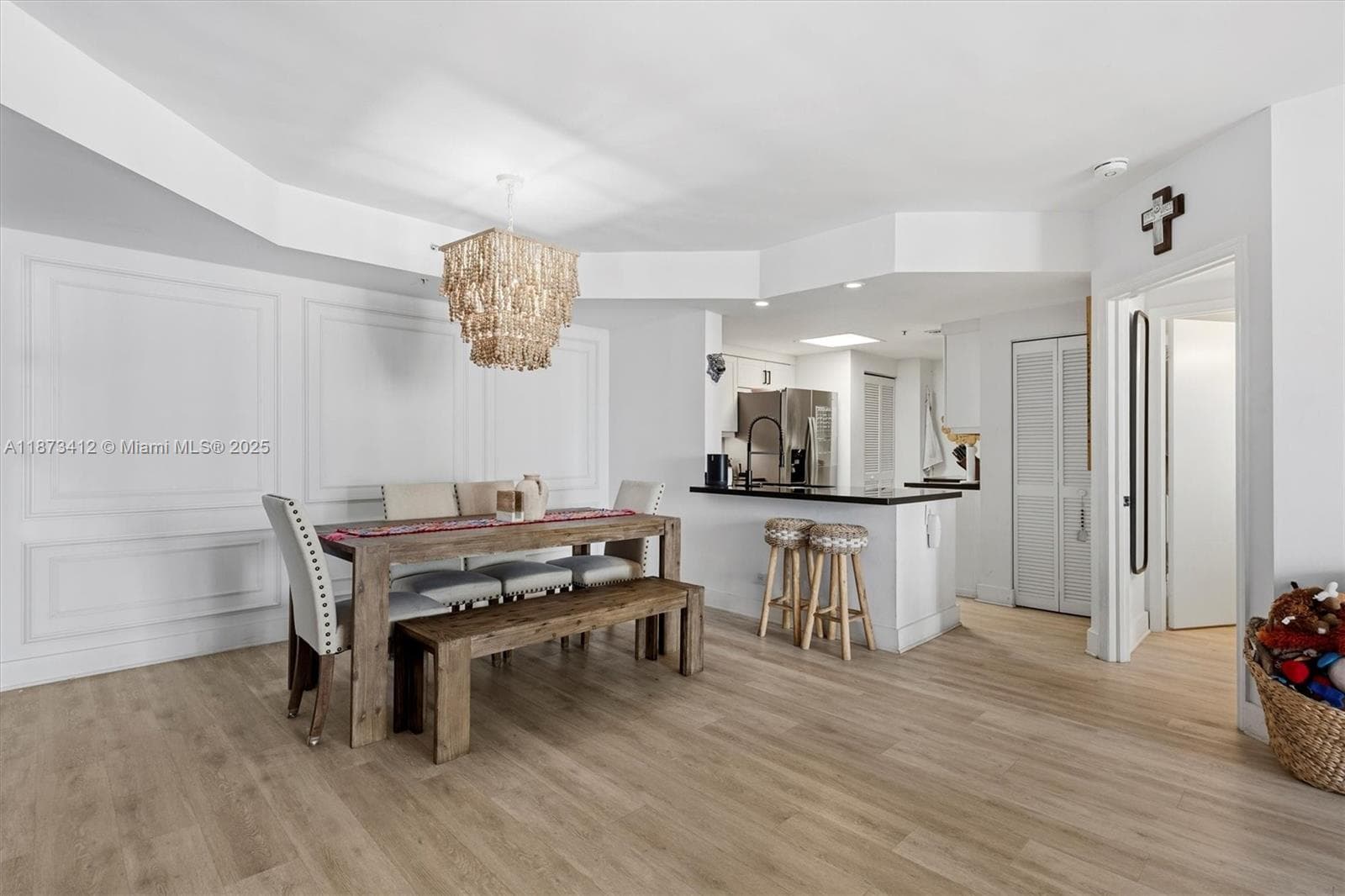 701 Brickell Key Blvd # 1106, Miami FL 33131 — 23